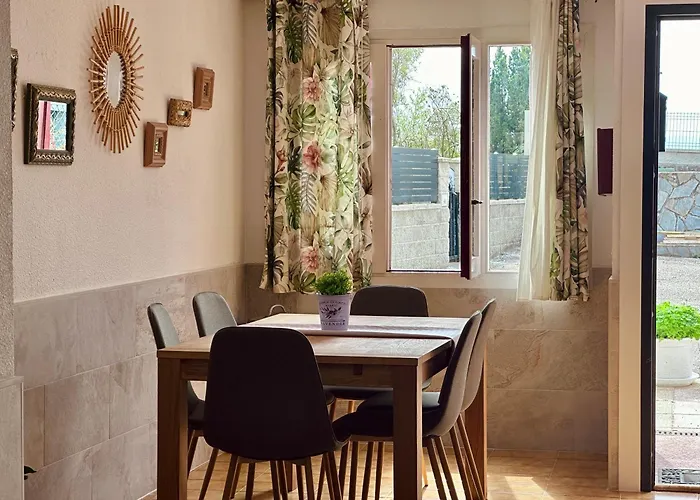 بيت للعطل A Babor - 20805